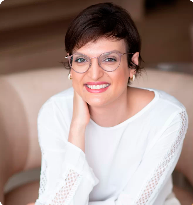 Dra. Jaqueline Neves